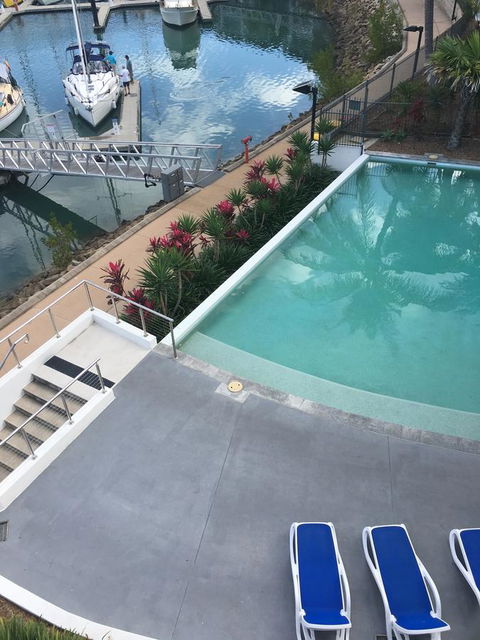 Absolute Waterfront Magnetic Island - Australia Accommodation 8