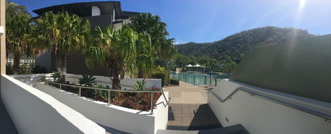 Absolute Waterfront Magnetic Island - Australia Accommodation 10
