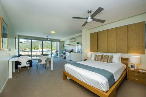 Absolute Waterfront Magnetic Island - Australia Accommodation 15