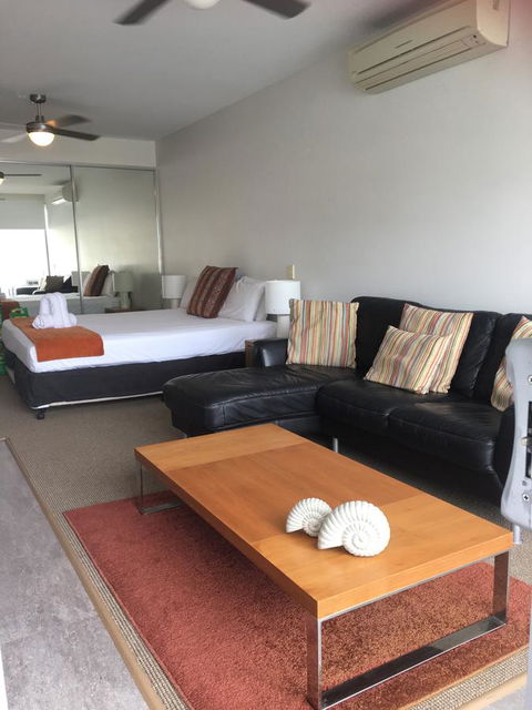 Absolute Waterfront Magnetic Island - Australia Accommodation 1