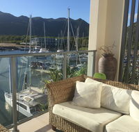 Absolute Waterfront Magnetic Island - Australia Accommodation