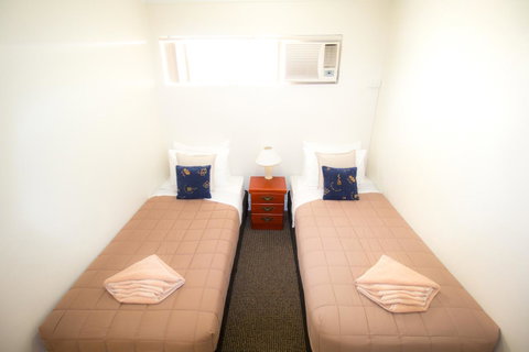 Aabon Apartments & Motel - Australia Accommodation 12