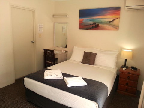 Aabon Apartments & Motel - Australia Accommodation 5