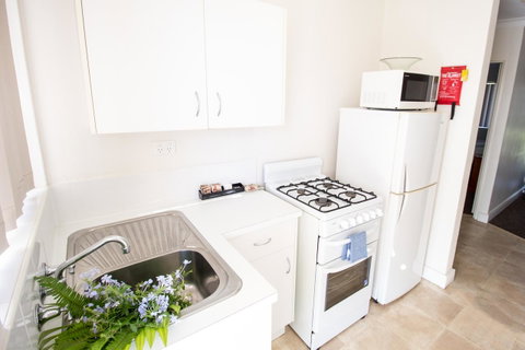 Aabon Apartments & Motel - Australia Accommodation 31