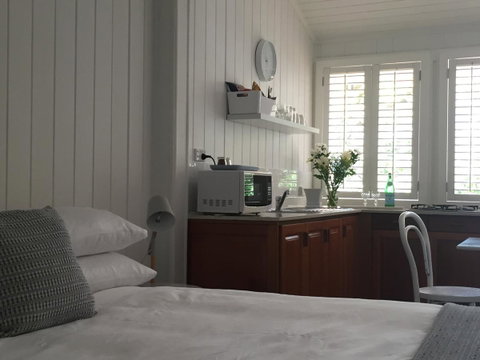 Halcyon On Bardon - Australia Accommodation 8