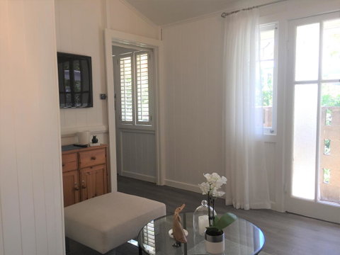 Halcyon On Bardon - Australia Accommodation 10
