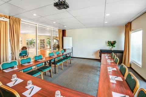 Coral Tree Inn - Australia Accommodation 9