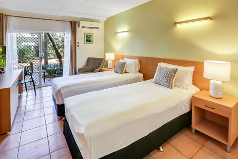 Coral Tree Inn - Australia Accommodation 11