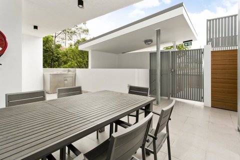 Arise Princess Regent Apartments - Australia Accommodation 13