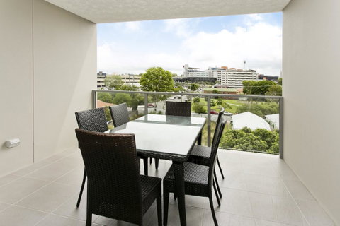 Arise Princess Regent Apartments - Australia Accommodation 10
