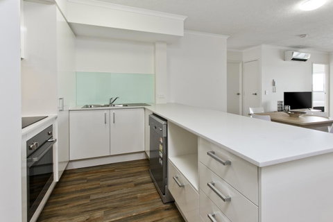 Arise Princess Regent Apartments - Australia Accommodation 4