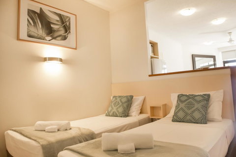 Amaroo At Trinity - Australia Accommodation 27