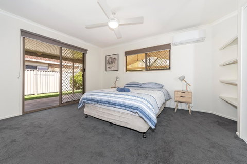 Waterfront Theme Park Getaway - Australia Accommodation 7