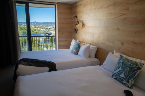 The Island Gold Coast - Australia Accommodation 24