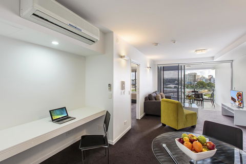 Code Apartments - Australia Accommodation 41