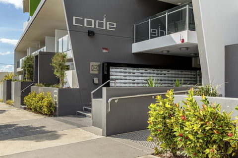 Code Apartments - Australia Accommodation 14