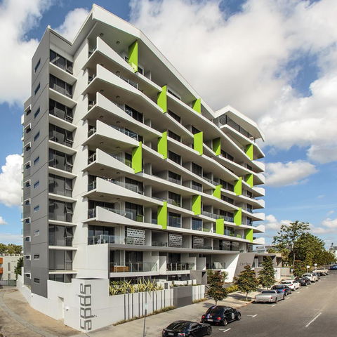 Code Apartments - Australia Accommodation 8