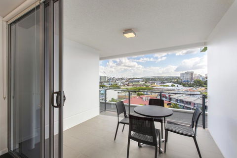 Code Apartments - Australia Accommodation 39