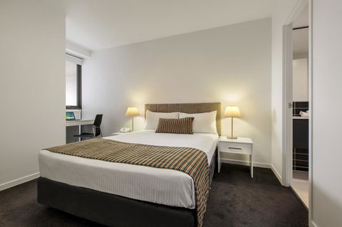 Code Apartments - Australia Accommodation 9