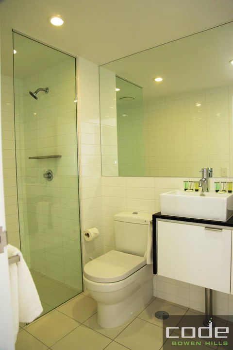 Code Apartments - Australia Accommodation 33
