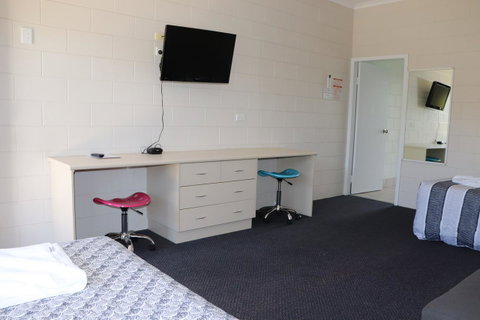 YAL Cairns - A Motel That Makes A Difference - Australia Accommodation 21