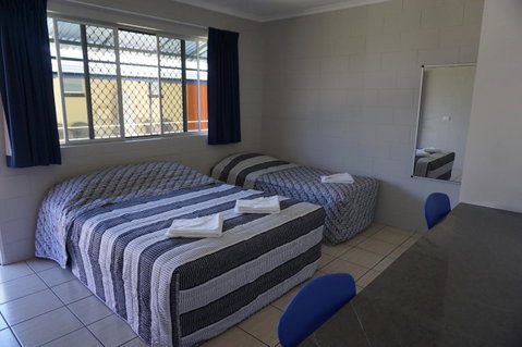 YAL Cairns - A Motel That Makes A Difference - Australia Accommodation 30