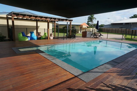 YAL Cairns - A Motel That Makes A Difference - Australia Accommodation 0