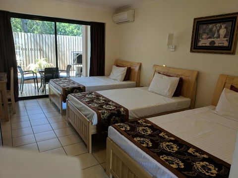 Novena Palms Motel - Australia Accommodation 23