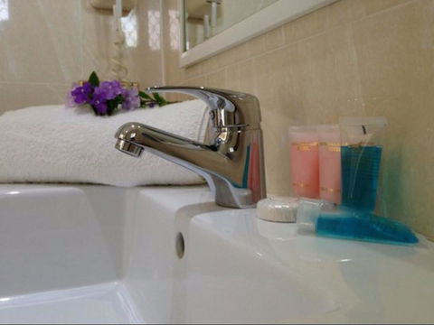 Novena Palms Motel - Australia Accommodation 2