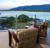 Jack and Newell Holiday Apartments - Australia Accommodation