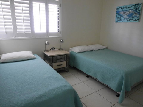 Cylinder Beach Mooloomba Unit 3 - Australia Accommodation 9