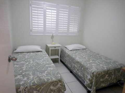 Cylinder Beach Mooloomba Unit 3 - Australia Accommodation 8