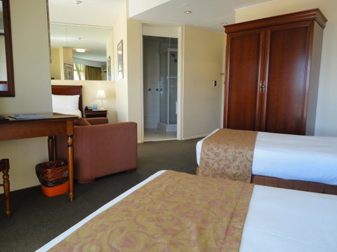 Madison Tower Mill Hotel - Australia Accommodation 19