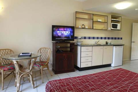 Bay Villas Resort - Australia Accommodation 8