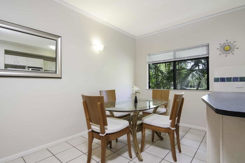 Bay Villas Resort - Australia Accommodation 20