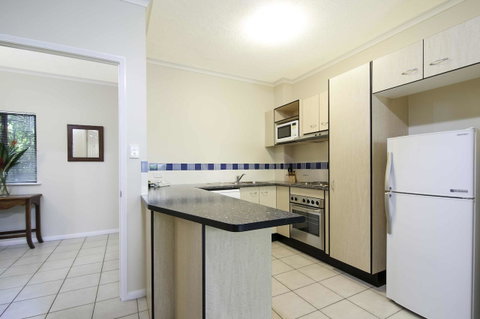 Bay Villas Resort - Australia Accommodation 19