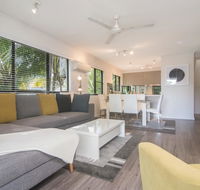 Tropical Reef Apartments - Australia Accommodation