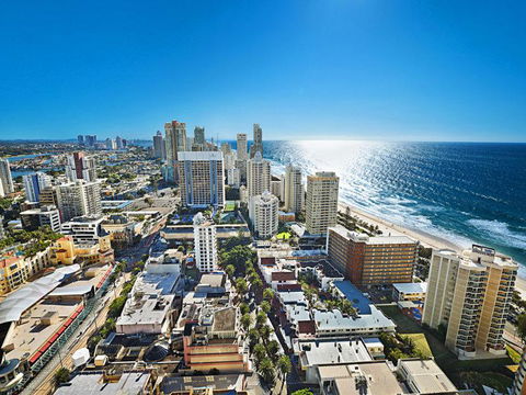 Number 1 H Residences - WiFi, Parking & More By Gold Coast Holidays - Australia Accommodation 22