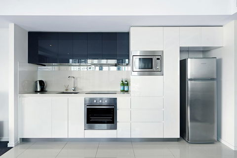 Number 1 H Residences - WiFi, Parking & More By Gold Coast Holidays - Australia Accommodation 35