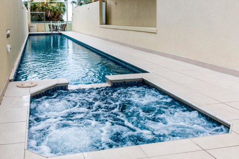 Malibu Apartments - Australia Accommodation 11
