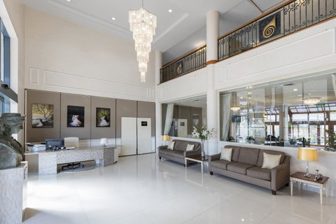 Hotel Diana - Australia Accommodation 2