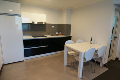 Hotel Diana - Australia Accommodation 43