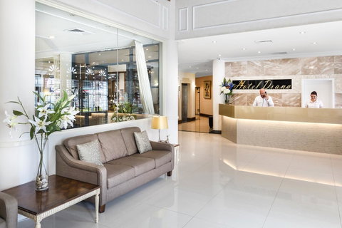 Hotel Diana - Australia Accommodation 5