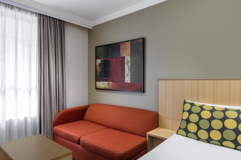Mercure Brisbane Garden City - Australia Accommodation 3