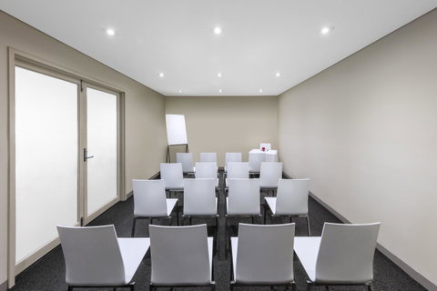 Mercure Brisbane Garden City - Australia Accommodation 21