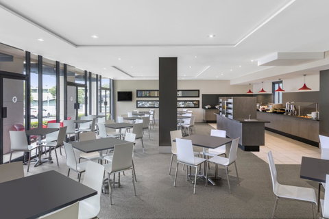 Mercure Brisbane Garden City - Australia Accommodation 30