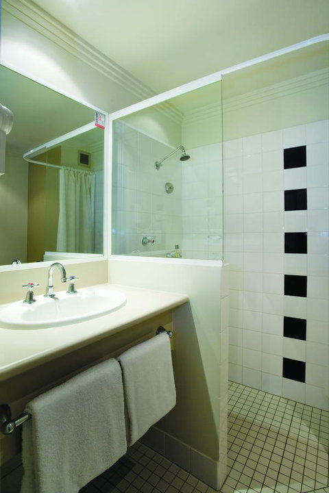 Mercure Brisbane Garden City - Australia Accommodation 32