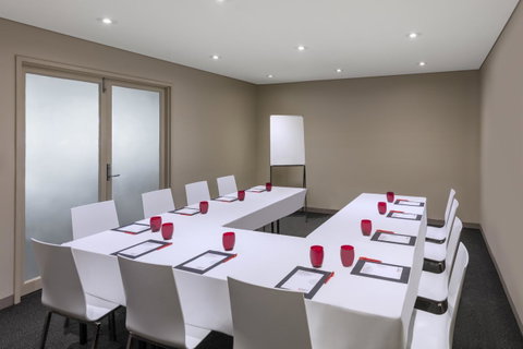 Mercure Brisbane Garden City - Australia Accommodation 19