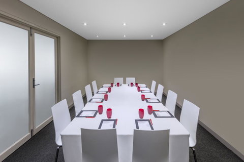 Mercure Brisbane Garden City - Australia Accommodation 22