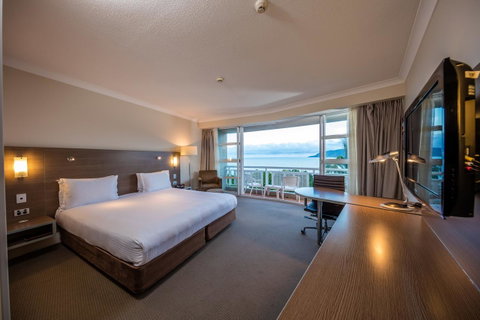 DoubleTree By Hilton Cairns - Australia Accommodation 15
